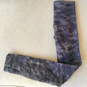Spanx Black and Grey Camo Leggings